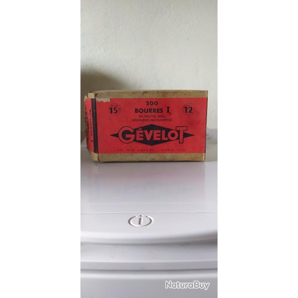une boite de 200 bourres grasses recouvertes Calibre 12 Marque G�velot