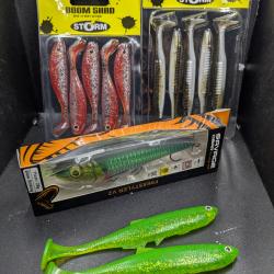 Lot 398 / Leurre savage Gear freestyler v2 + 2 blisters STORM ....... / FISH AND FISHING.