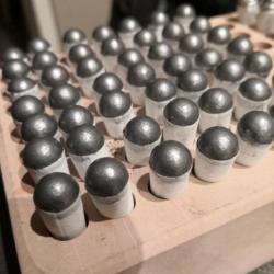 24 cartouches papiers Cal 44/451 rondes charg&eacute; &agrave; 1,4 gr +amorces rws 1075