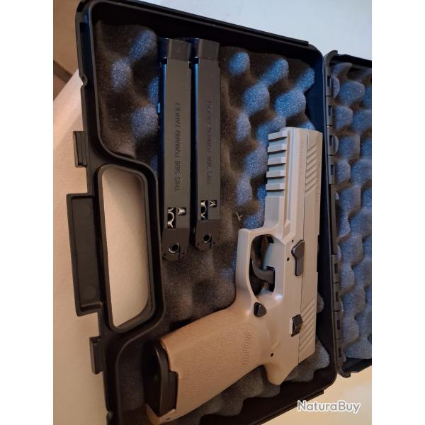 Sig Sauer P320 co2