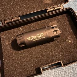 Tracer Acetech Bifrost RGB