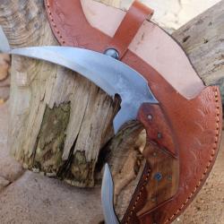 Couteau Tactical Griffe Lame Acier Carbone 1055 Manche Bois Etui Cuir Fabrication Artisanale
