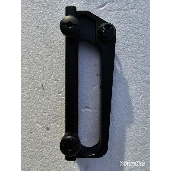 Poign�e de transport type M16 picatinny