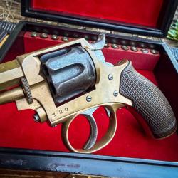 RARISSIME REVOLVER ANGLAIS type "POLICE FLUVIALE" &eacute;poque victorienne - Cal. .320 - Avec coffret