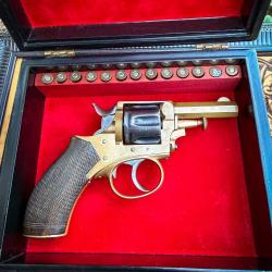 RARISSIME REVOLVER ANGLAIS type "POLICE FLUVIALE" &eacute;poque victorienne - Cal. .320 - Avec coffret