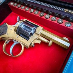 RARISSIME REVOLVER ANGLAIS type "POLICE FLUVIALE" &eacute;poque victorienne - Cal. .320 - Avec coffret