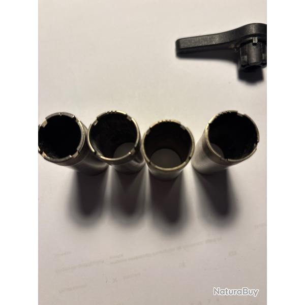 4 chocs avec la clef pour fusil semi auto beretta cal12 � 400