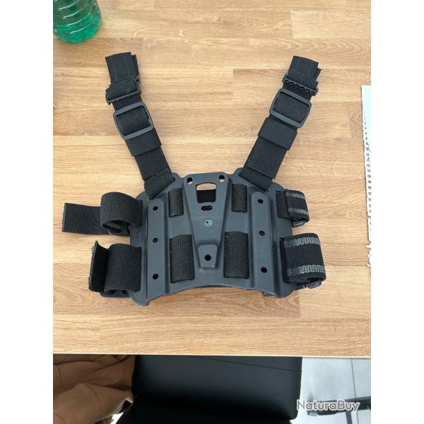 Plaque de cuisse Blackhawk tactical noir