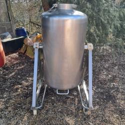 cuve inox basculante