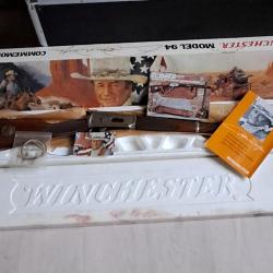 Winchester comm&eacute;morative john wayne