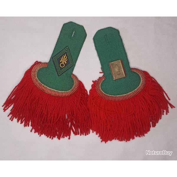 Epaulettes insignes tradition Sous/Off. L�gion �trang�re