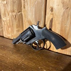 ENCHERES 1� - REVOLVER LIEGEOIS 8MM/92 LEBEL