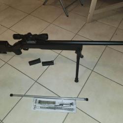 R&eacute;pliques airsoft Mc Millan M40A3 spring ASG Upgrade VSR10 avec 2 chargeur lunette etc...