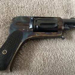 REVOLVER TOUT SIMPLEMENT NEUF 6mm VELODOG &laquo;&nbsp;REN&Eacute; WARNANT&nbsp;&raquo;