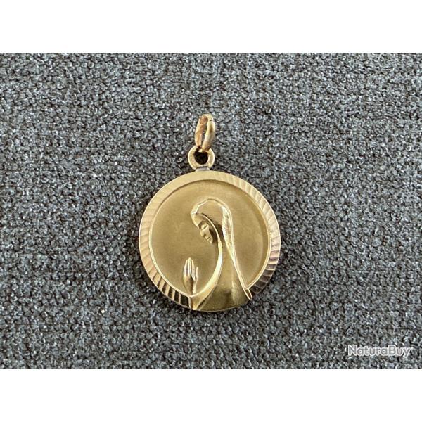 Ancienne m�daille or massif 14 carats - Marie - catholique - Chr�tien - pendentif art d�co