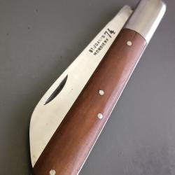 ANCIEN COUTEAU LANGRES, 74 ST JOANIS MONDIERE, THIERS, XX&egrave;me, manche PALISSANDRE.