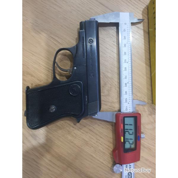 Pistolet 6.35 model cz 45