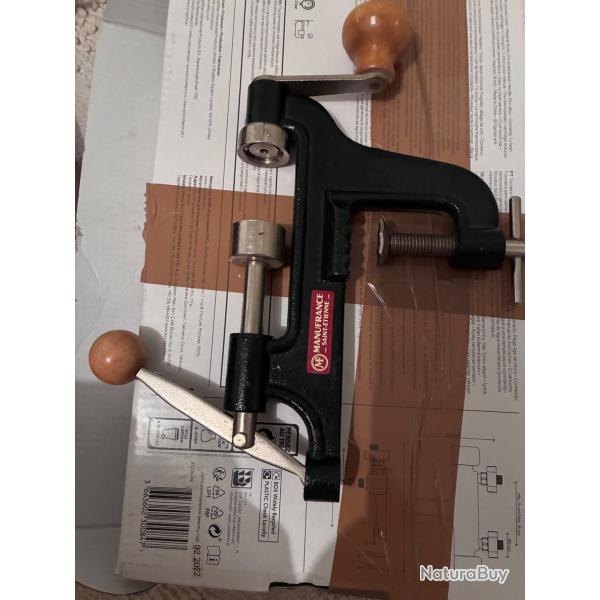 Sertisseur manufrance