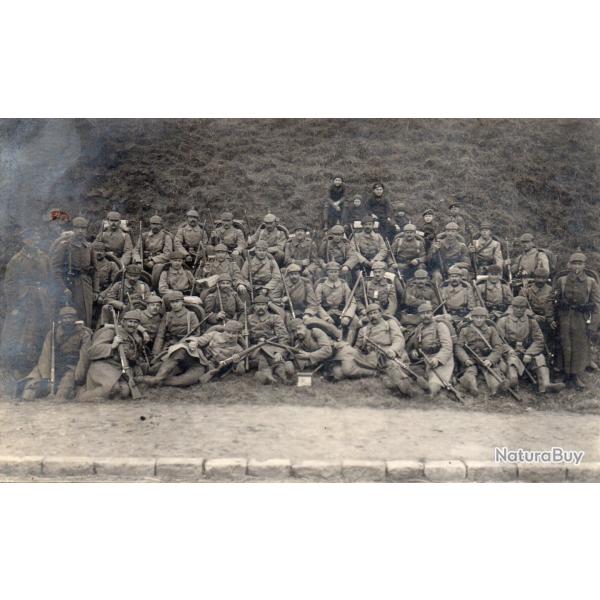 CPA- Un Groupe Soldat allemands  -N�7518