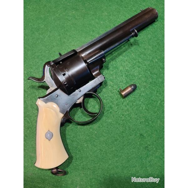 Superbe revolver 9mm � broche triple action � cadre ferm� sign� Dab� paire de plaquette en ivoire