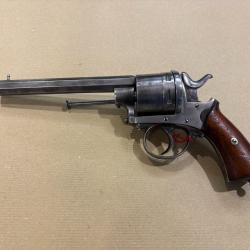 Revolver de transition type Lefaucheux Cal. 450.