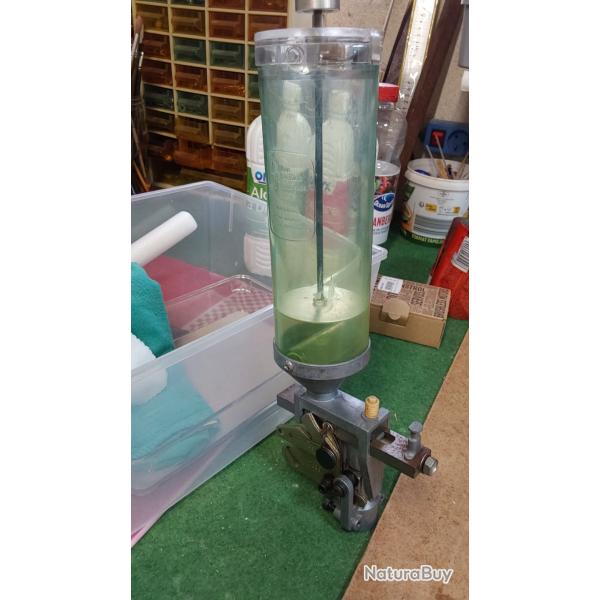 Doseuse � poudre volum�trique pour presse xl7 650/750 RL550C D20782