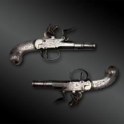 PAIRE de PISTOLETS de voyage &agrave; COFFRE sign&eacute; Seglas - Londres, Royaume-Uni - Fin XVIII&egrave;me si&egrave;cle