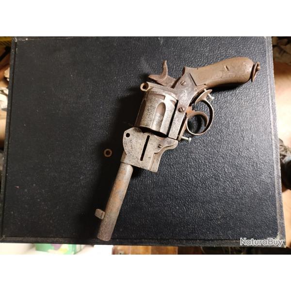 Revolver montenegrin casser guss sthal syst�me hill