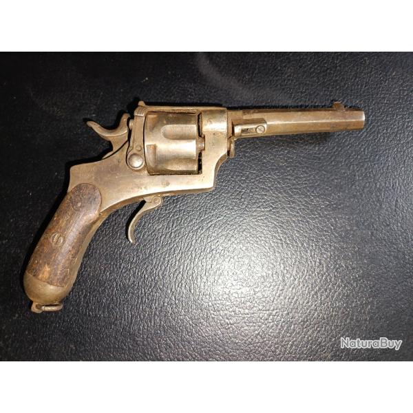 Bodeo 1889. Revolver r�glementaire italien a restaurer