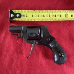 Bull dog calibre 22 short