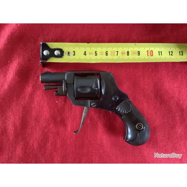 Bull dog calibre 22 short