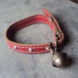 Collier petit chien en cuir + grelot