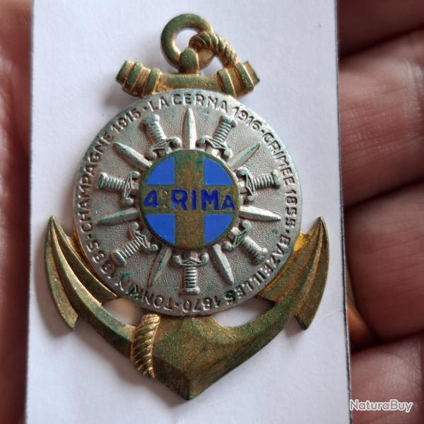 INSIGNE 4 REGIMENT INFANTERIE DE MARINE ( COURTOIS )