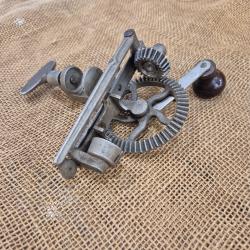 Sertisseur ann&eacute;es 1900 &agrave; cr&eacute;maill&egrave;re manufrance