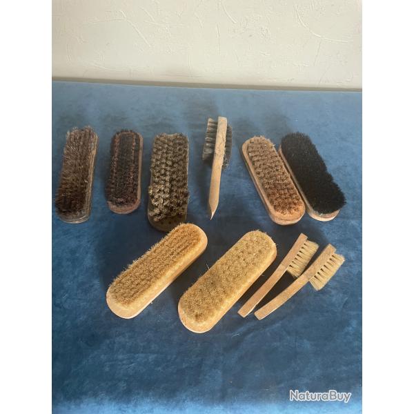 Lot de brosses militaires r�glementaires fran�aises WW2, Indo et Alg�rie