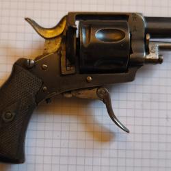 JOLI PETIT REVOLVER BELGE  BULLDOG / CAL.320 / BEL ETAT