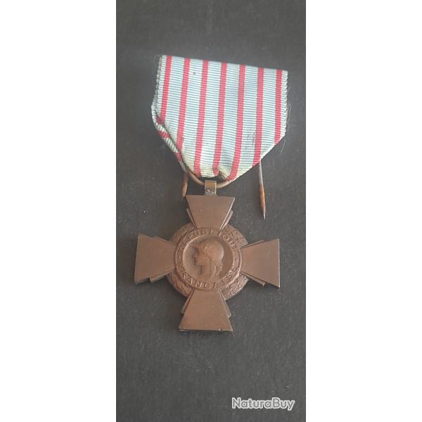 MEDAILLE DU COMBATTANT