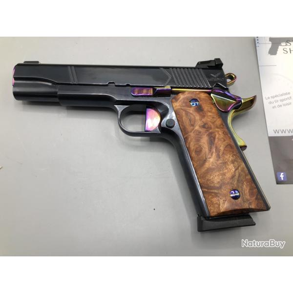 Pistolet LEGACY ARMAMENT 1911 KING 11 SIGNATURE 45 GOVERNMENT OPERA