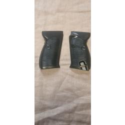 Paire de  plaquettes   P38 (1)