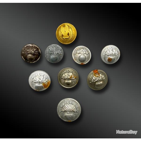 ENSEMBLE de huit boutons de gendarmerie et un bouton de l'arm�e de l'air - France - XIX�me si�cle