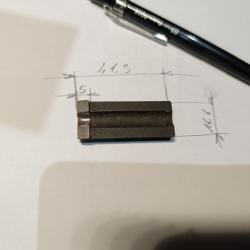 AUGET ET EXTRACTEUR DE CARABINE A UN COUP CALIBRE 22LR OU 6MM refa017