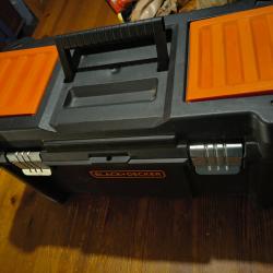 Malette Black Dekker tr&egrave;s bon &eacute;tat L 47 cm x P 25 cm x H 24,5 cmId&eacute;al transport armes accessoires