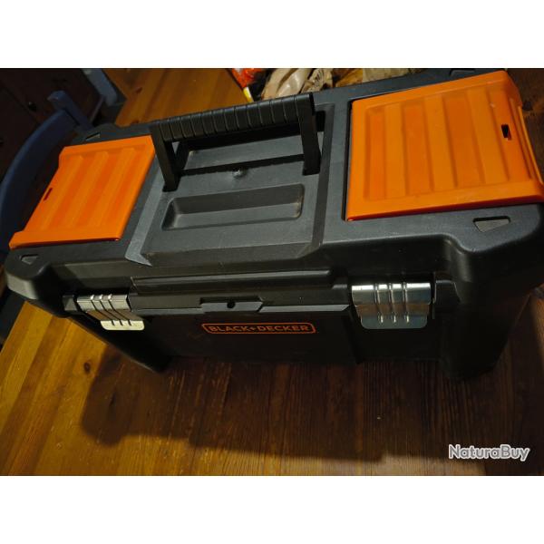 Malette Black Dekker tr�s bon �tat L 47 cm x P 25 cm x H 24,5 cmId�al transport armes accessoires