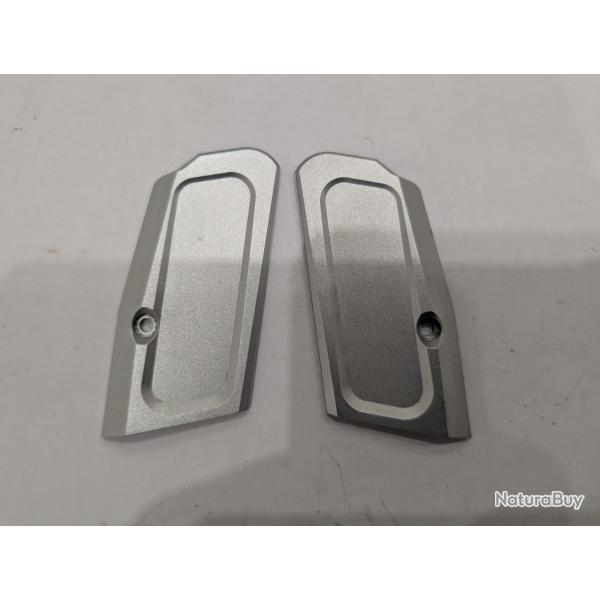 Plaquettes pistolet Tanfoglio grise origine stock 3