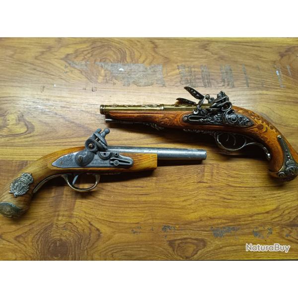 Lot pistolets Napol�on denix