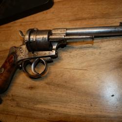 Revolver &agrave; broche en 9mm Li&eacute;geois grand mod&egrave;le