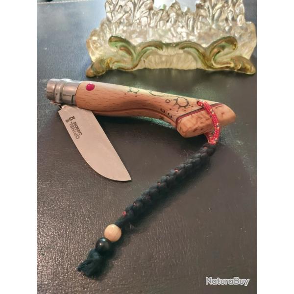 Couteau Opinel Custum Donjon de Naheulbeuk
