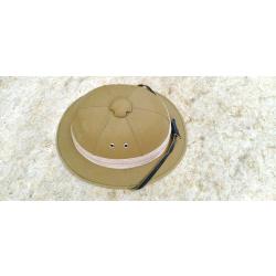 CASQUE TYPE COLONIAL.