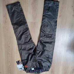 Vend pantalon de traque neuf