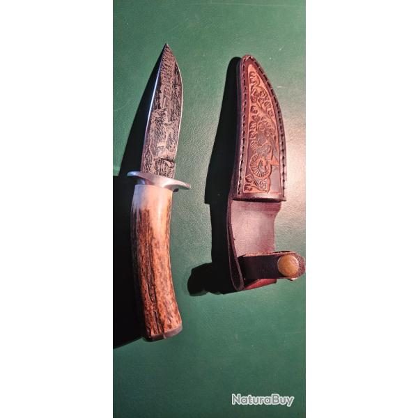 Tr�s Beau Couteau De Chasse